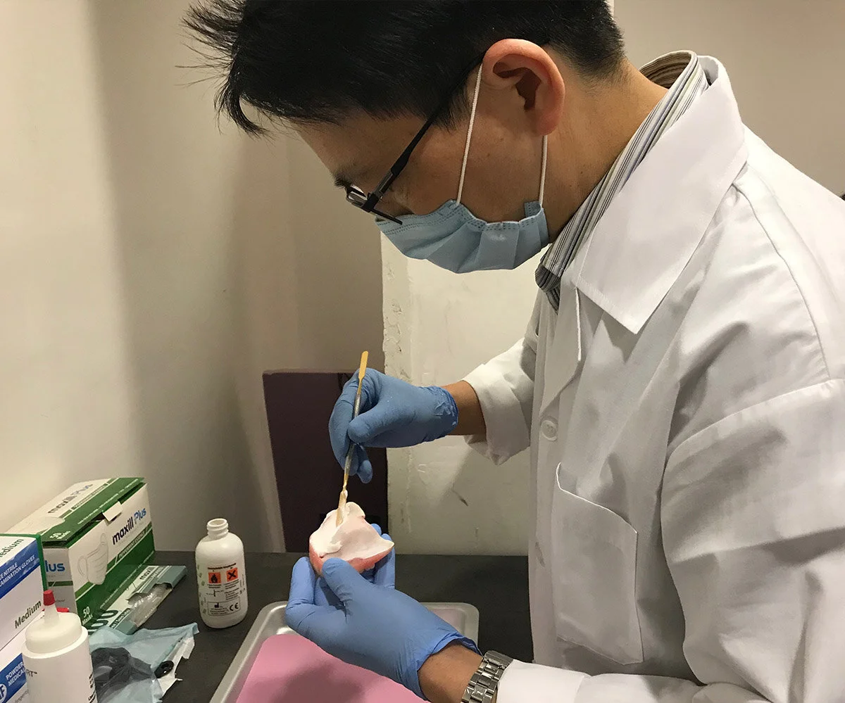 Denture reline to refit the base to your gums